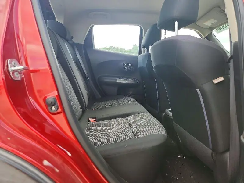 2015 NISSAN JUKE S  