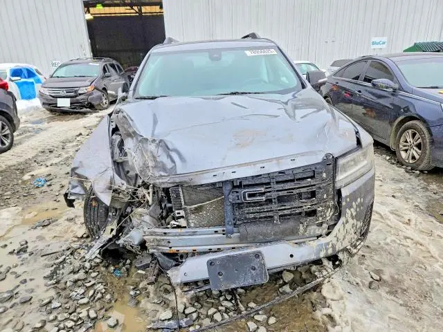 2021 GMC ACADIA SLT  