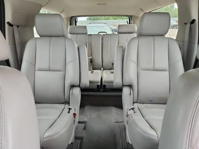 2012 CHEVROLET SUBURBAN K1500 LT  