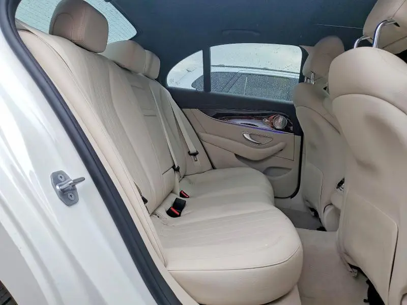 2017 MERCEDES-BENZ E 300 4MATIC  