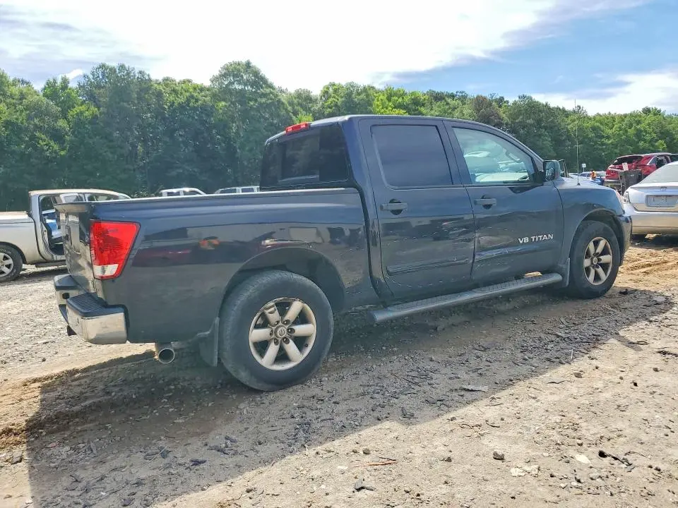 2014 NISSAN TITAN SV  