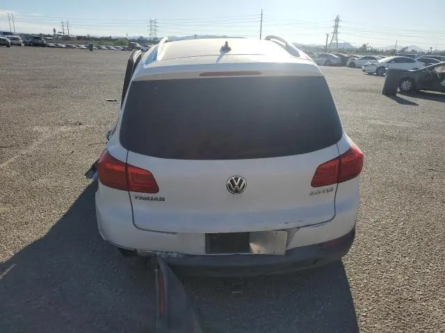2012 VOLKSWAGEN TIGUAN S  