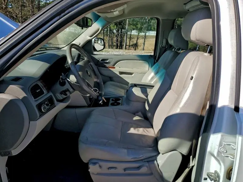 2012 CHEVROLET SUBURBAN C1500 LT  