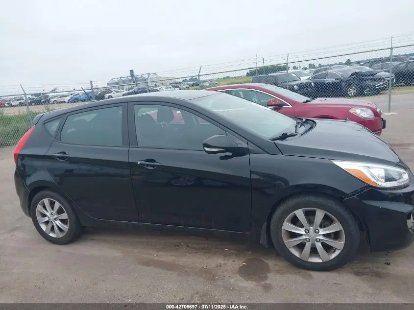 2014 HYUNDAI ACCENT SE