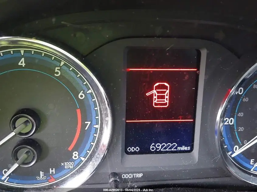 2019 TOYOTA COROLLA LE