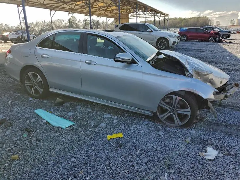 2018 MERCEDES-BENZ E 300  