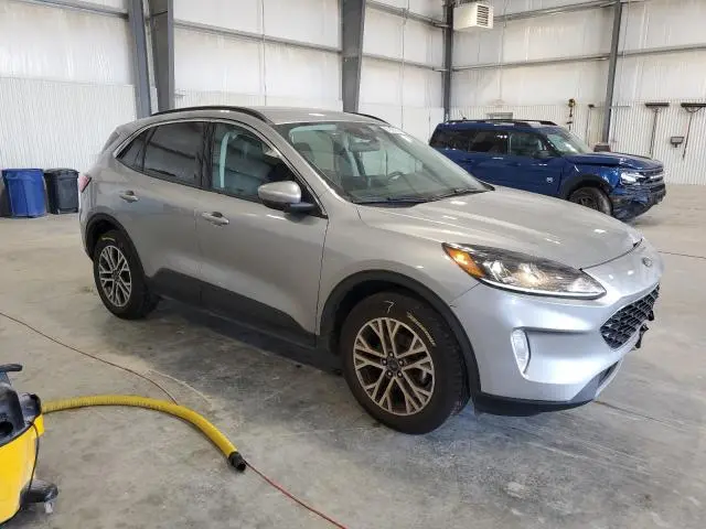 2021 FORD ESCAPE SEL  