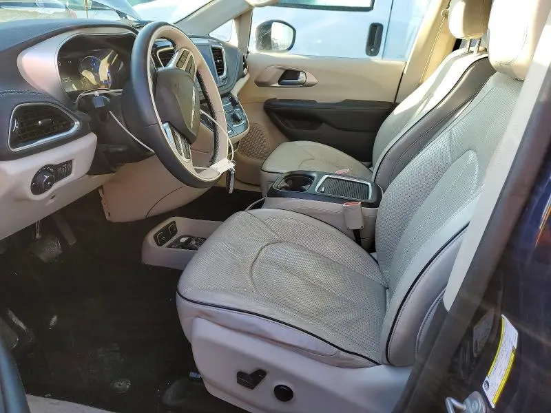 2018 CHRYSLER PACIFICA HYBRID LIMITED  