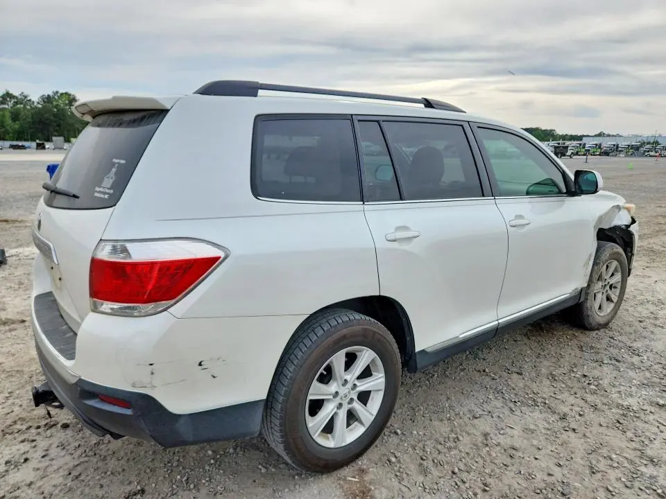 2013 TOYOTA HIGHLANDER BASE  