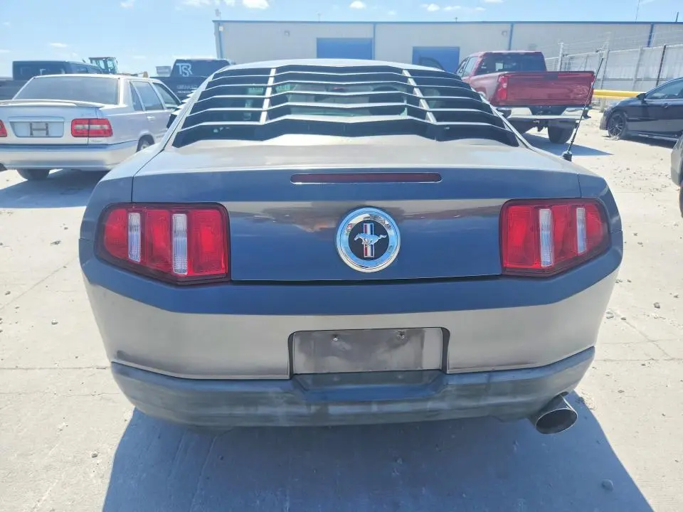 2010 FORD MUSTANG   
