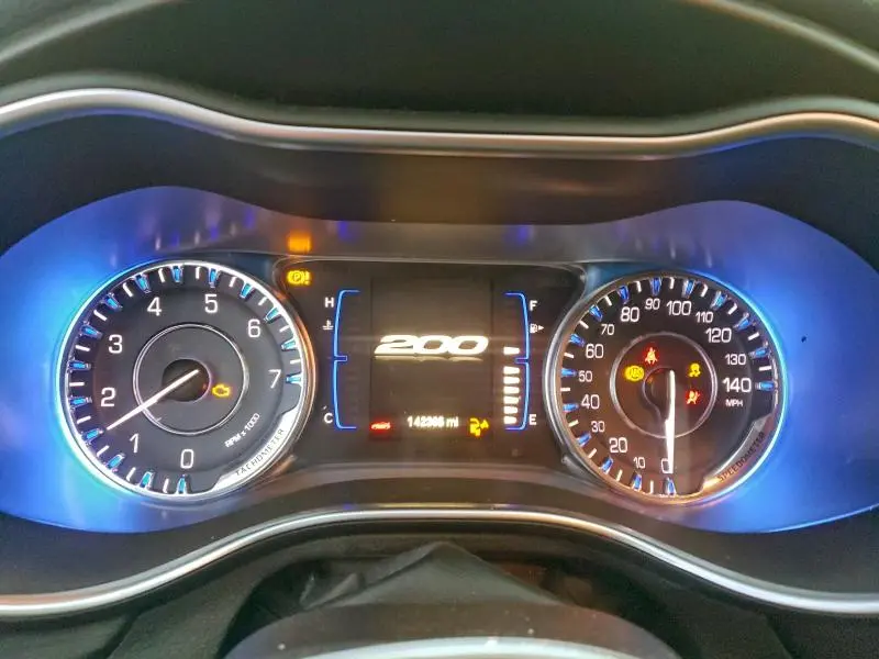 2015 CHRYSLER 200 LIMITED  