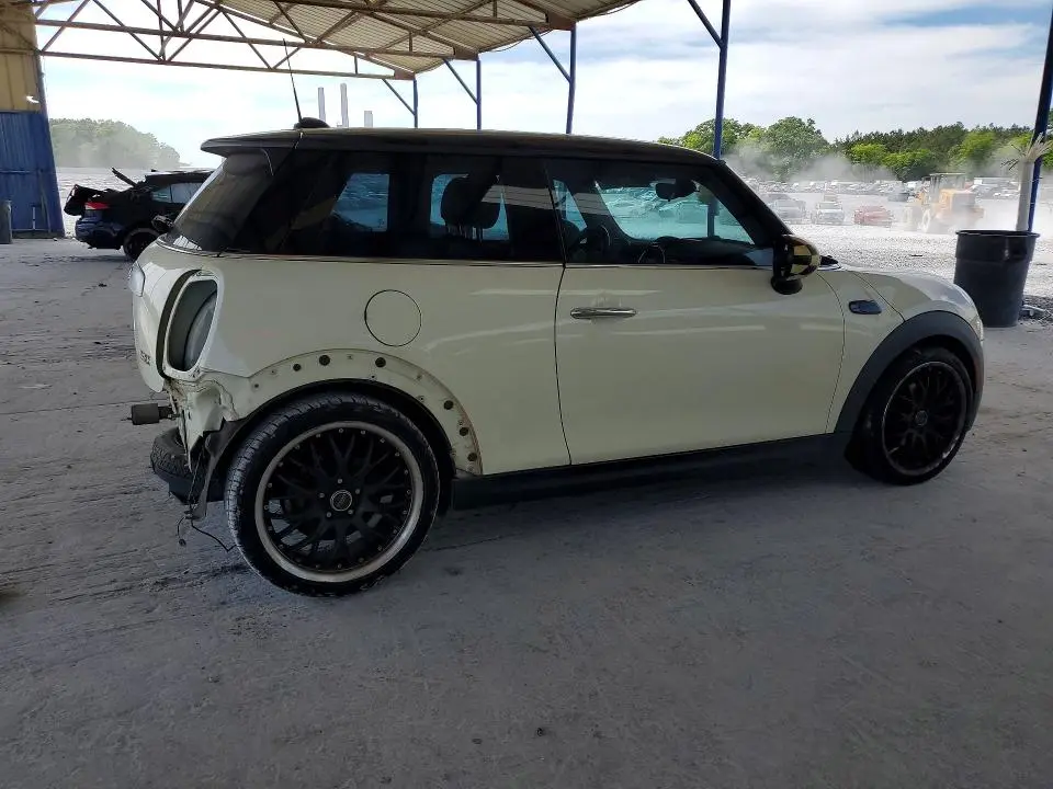 2014 MINI COOPER   
