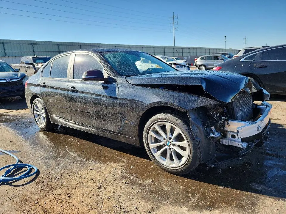 2017 BMW 320 I  