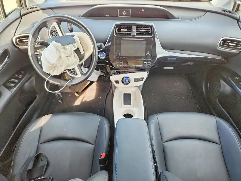 2016 TOYOTA PRIUS FOUR  