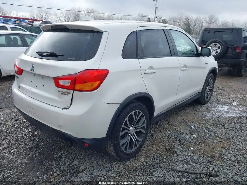 2017 MITSUBISHI OUTLANDER SPORT 2.0 LE