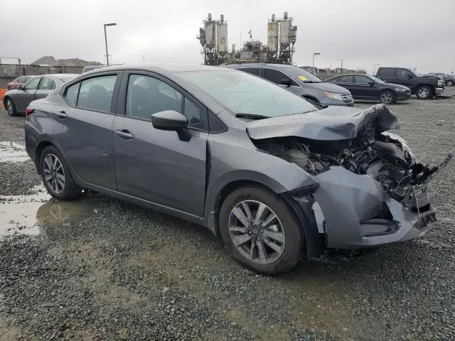 2025 NISSAN VERSA SV  