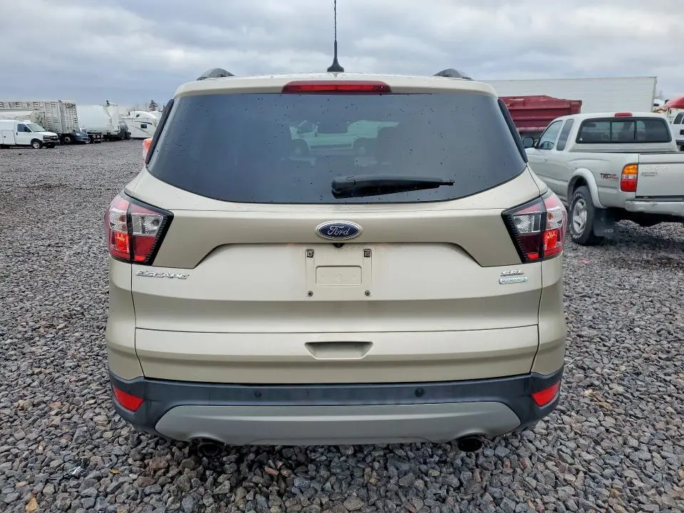2018 FORD ESCAPE SEL  