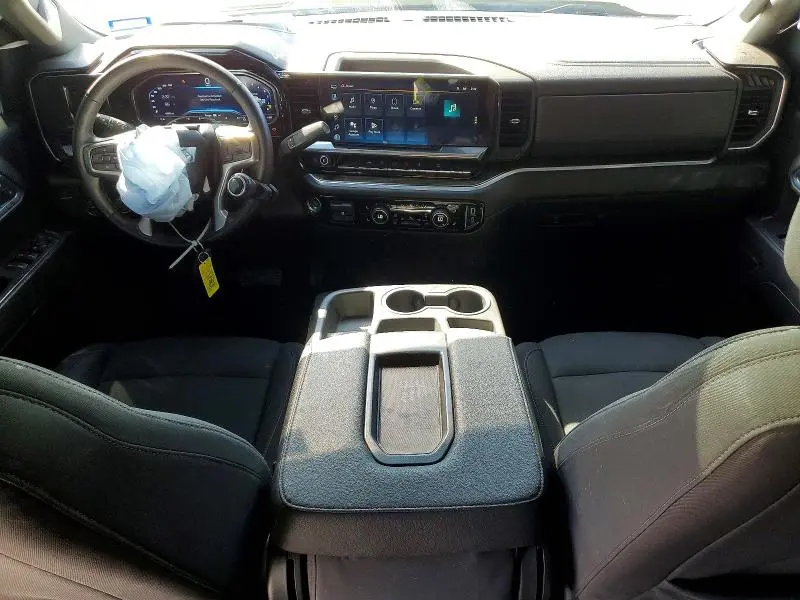 2023 CHEVROLET SILVERADO K1500 LT  