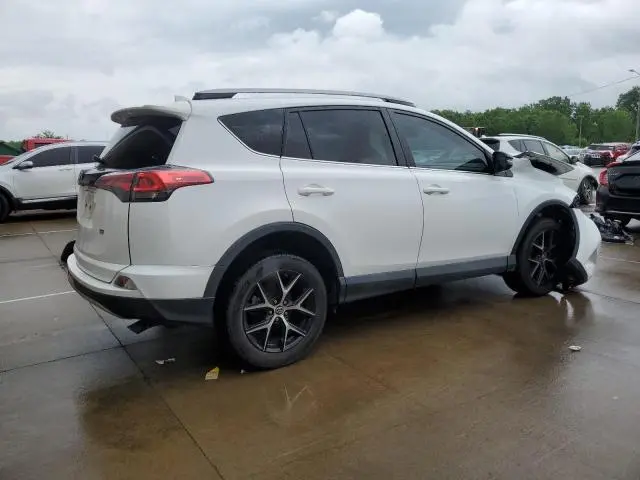 2018 TOYOTA RAV4 SE  