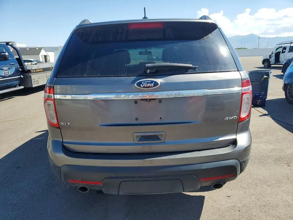 2012 FORD EXPLORER XLT  