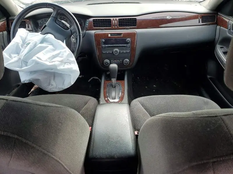 2011 CHEVROLET IMPALA LT  