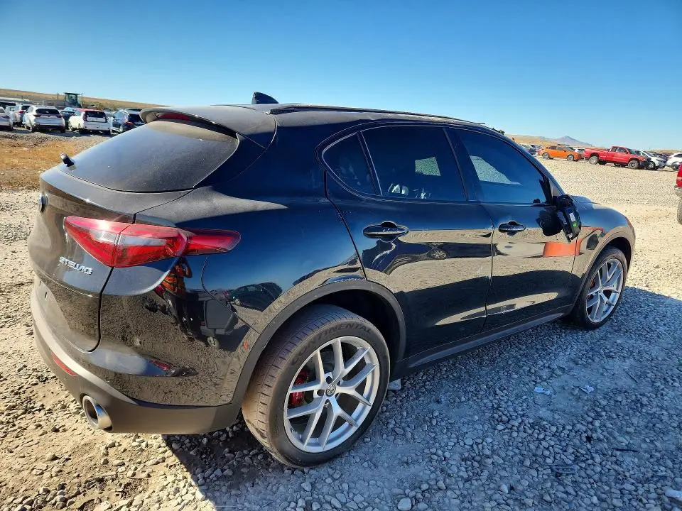 2018 ALFA ROMEO STELVIO TI SPORT  