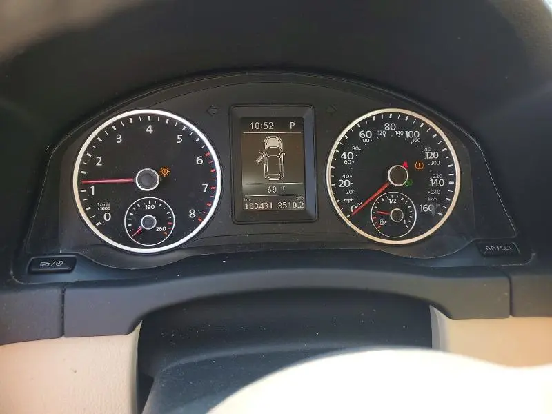 2016 VOLKSWAGEN TIGUAN S  