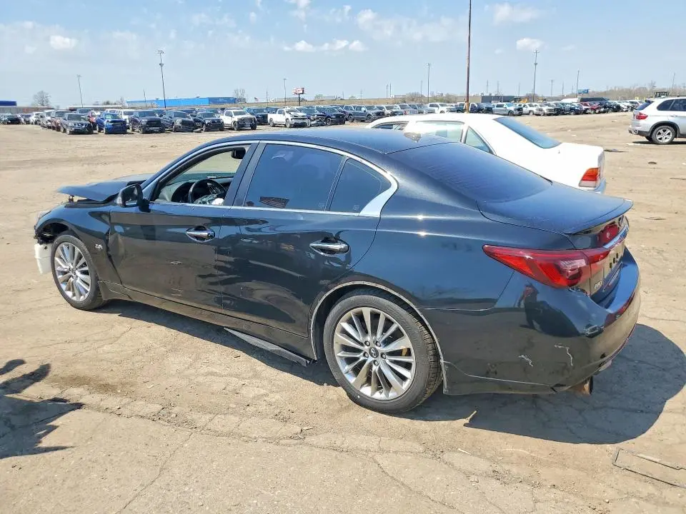 2018 INFINITI Q50 2.0T LUXE  