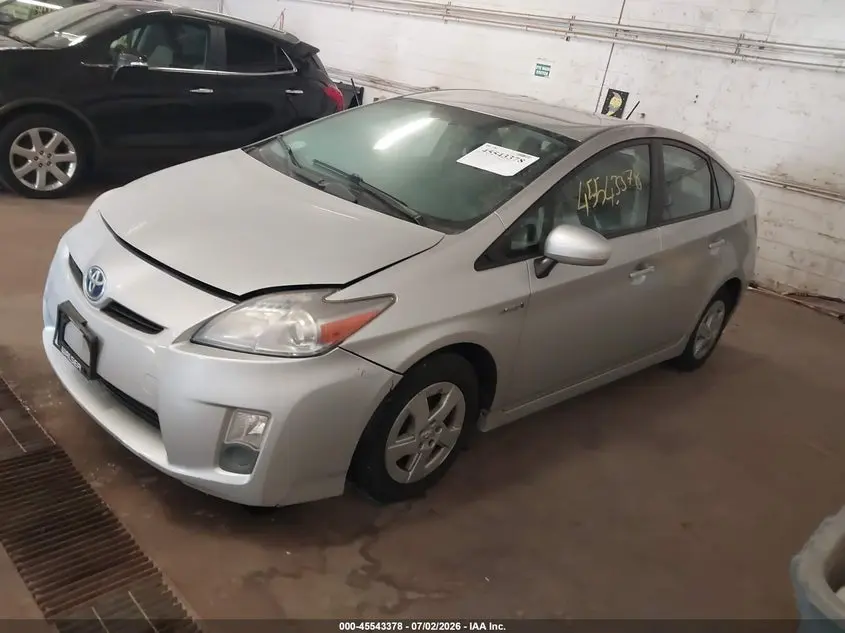 2011 TOYOTA PRIUS THREE