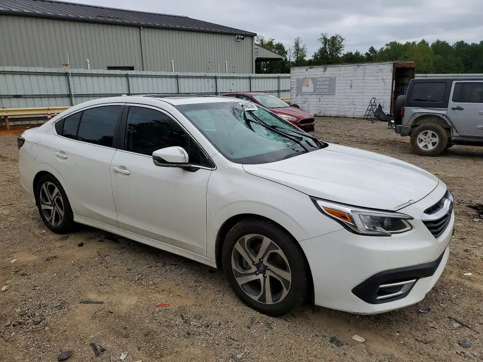 2022 SUBARU LEGACY LIMITED  