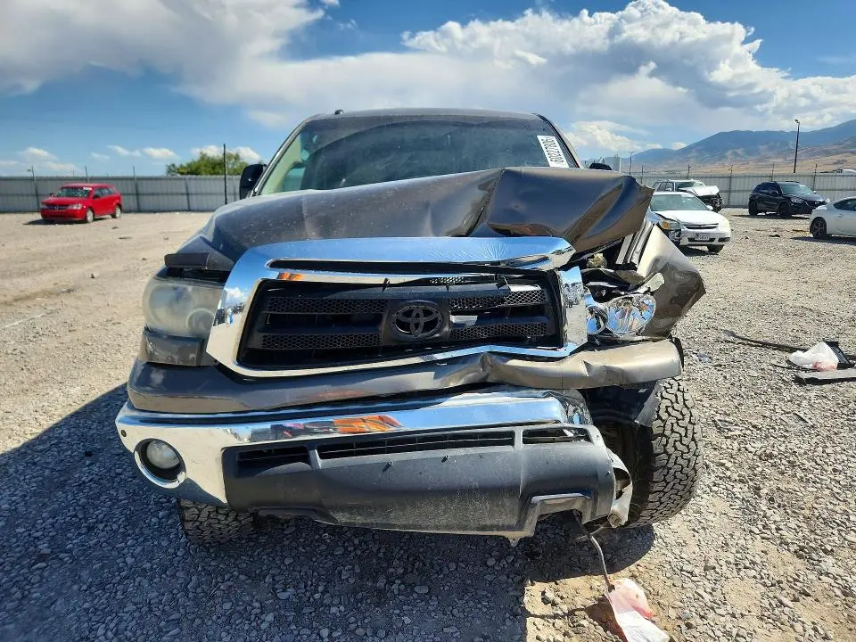 2010 TOYOTA TUNDRA DOUBLE CAB SR5  