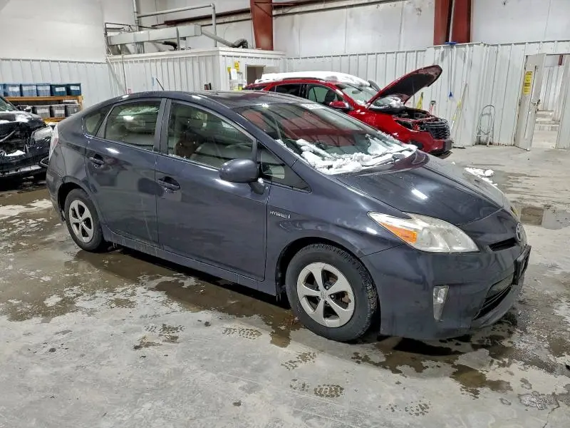 2015 TOYOTA PRIUS   