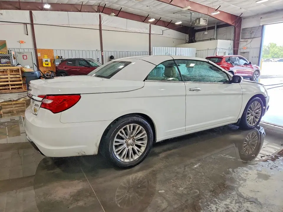 2012 CHRYSLER 200 LIMITED  