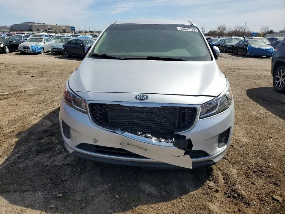 2018 KIA SEDONA L  