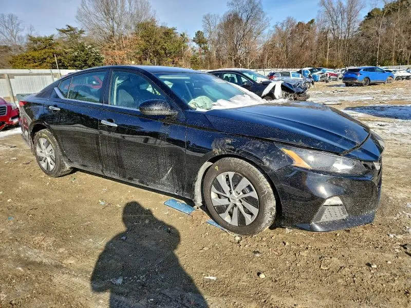 2022 NISSAN ALTIMA S  