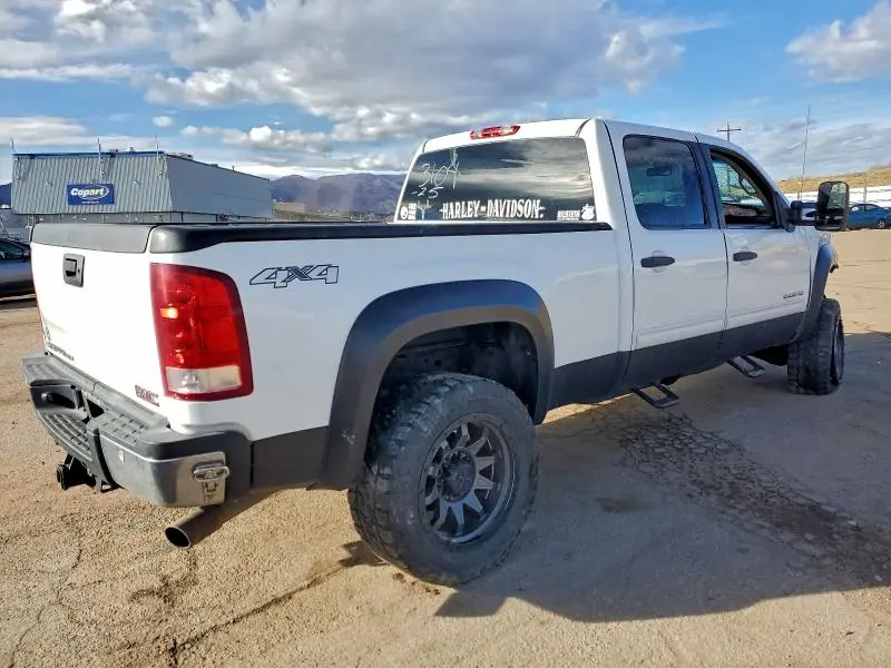 2011 GMC SIERRA K2500 SLE  