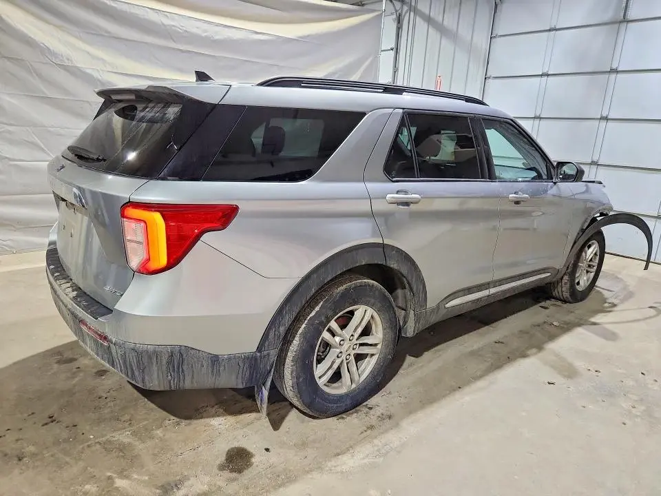 2021 FORD EXPLORER XLT  