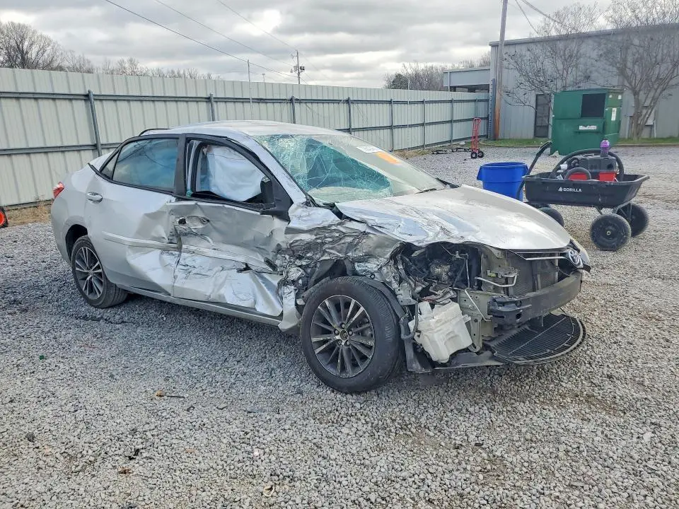 2016 TOYOTA COROLLA LE PLUS  