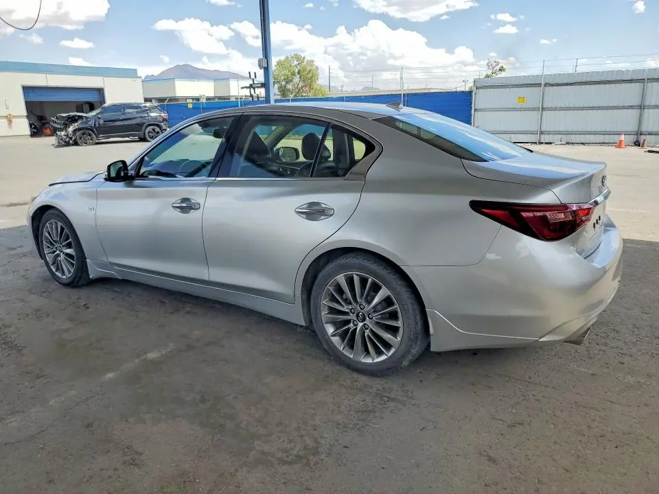 2019 INFINITI Q50 LUXE  