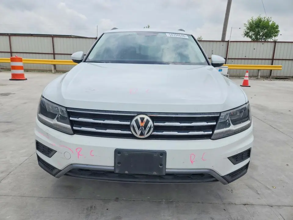 2019 VOLKSWAGEN TIGUAN SE  