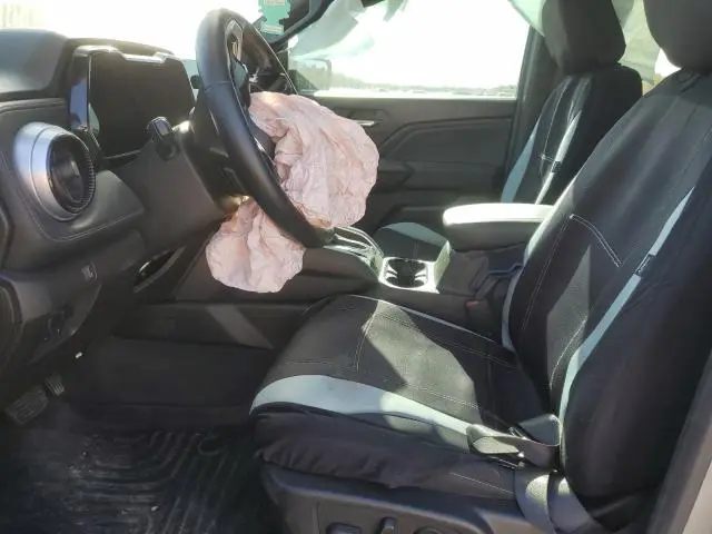 2023 CHEVROLET COLORADO LT