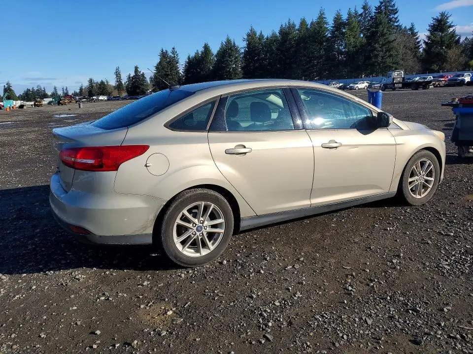 2016 FORD FOCUS SE  