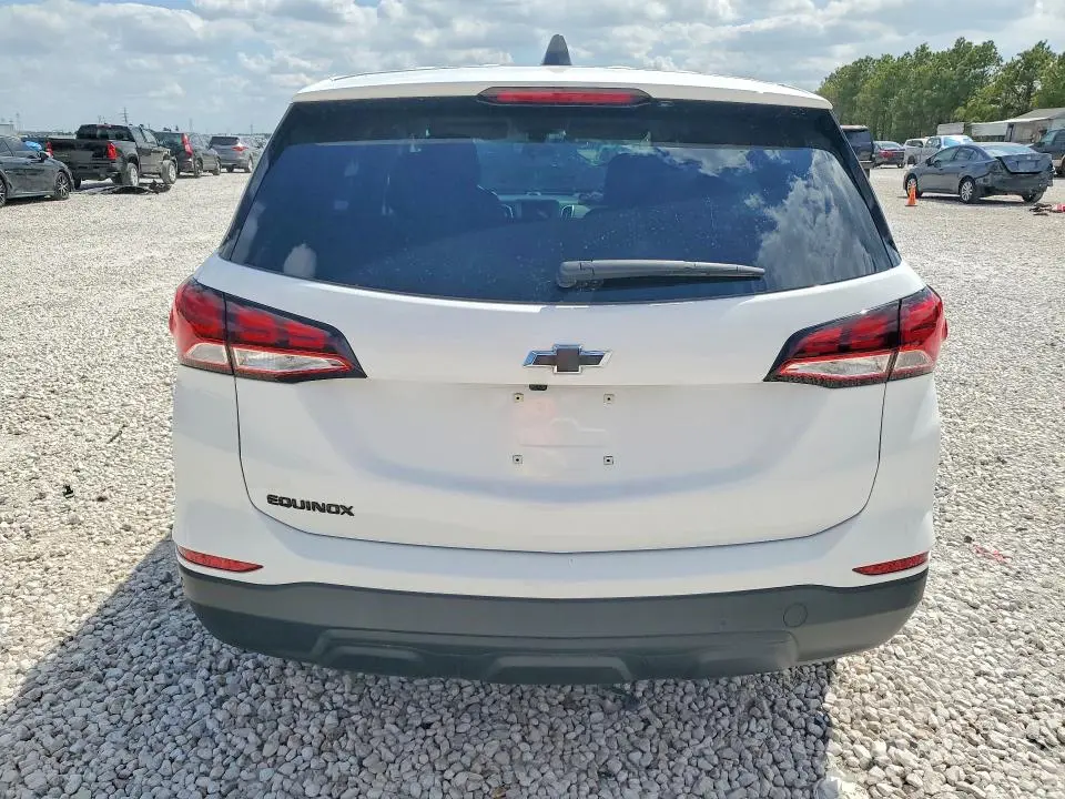 2024 CHEVROLET EQUINOX LS  