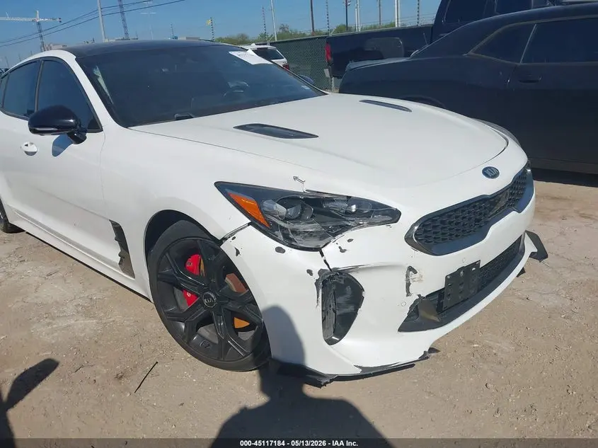 2020 KIA STINGER GT2