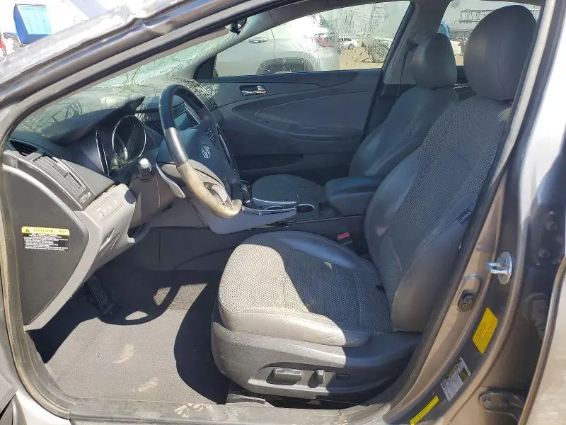 2012 HYUNDAI SONATA SE  
