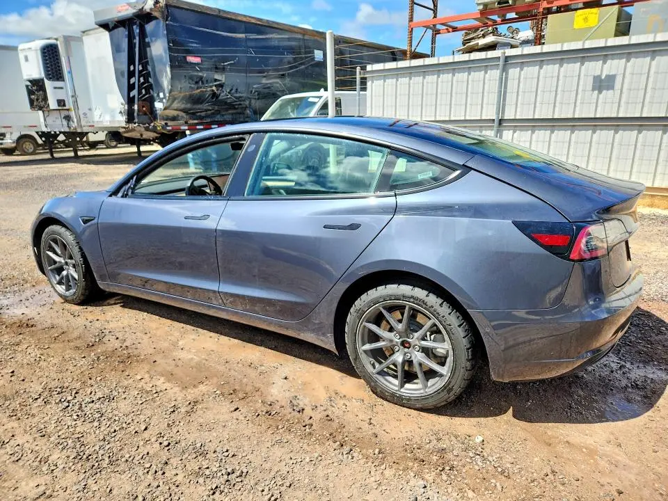 2022 TESLA MODEL 3   