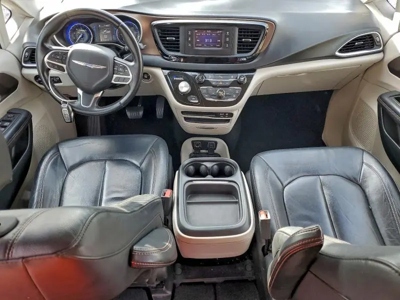 2017 CHRYSLER PACIFICA TOURING L  
