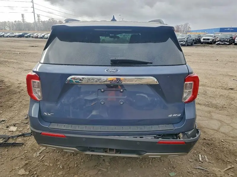 2021 FORD EXPLORER XLT  