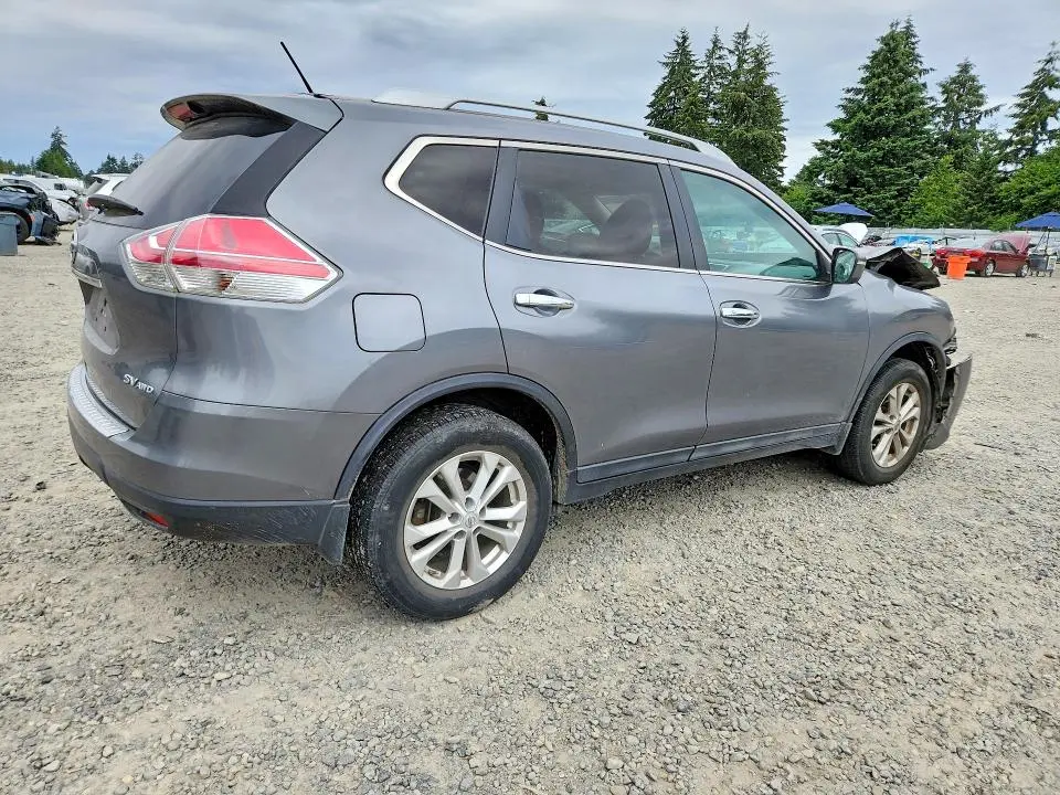 2015 NISSAN ROGUE SV  