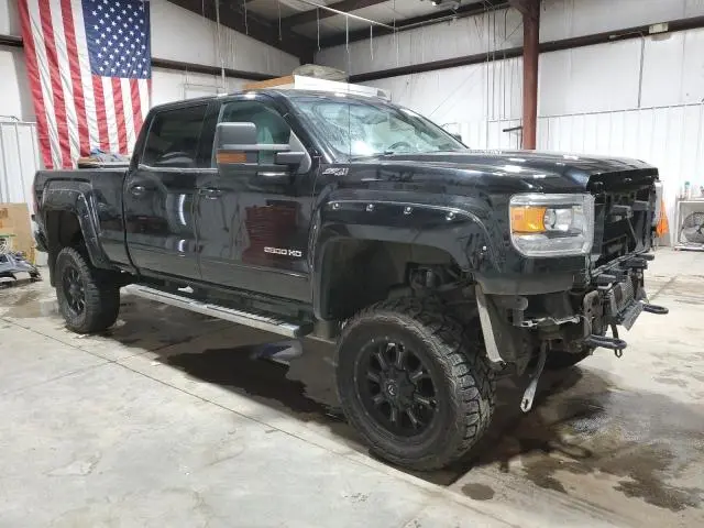 2016 GMC SIERRA K2500 SLE  